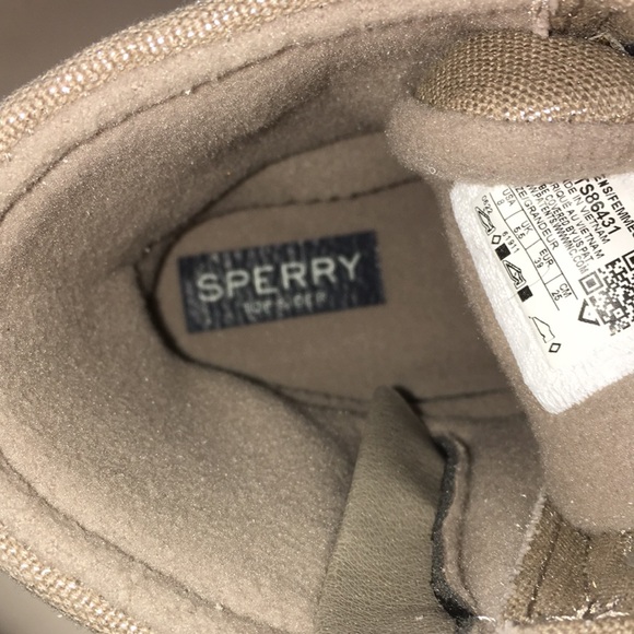 Sperry Rain Boots - Picture 11 of 14